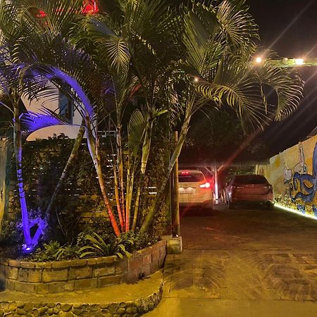 Haus Quentin Hotel Puerto Lopez Exterior photo